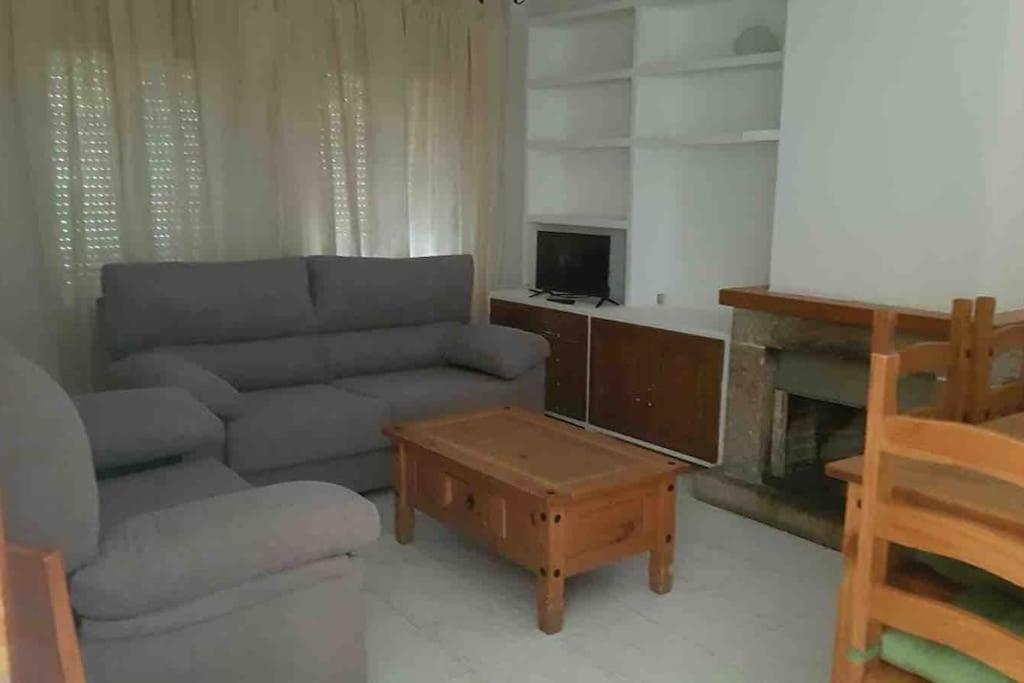 Adosado Dr Fleming 12 Villa Poyales Del Hoyo Kültér fotó