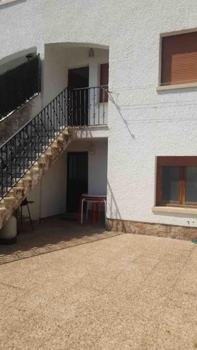 Adosado Dr Fleming 12 Villa Poyales Del Hoyo Kültér fotó